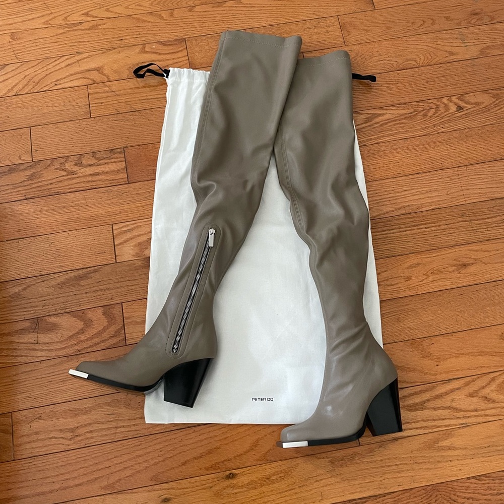 Peter Do Vaiora thigh high boots